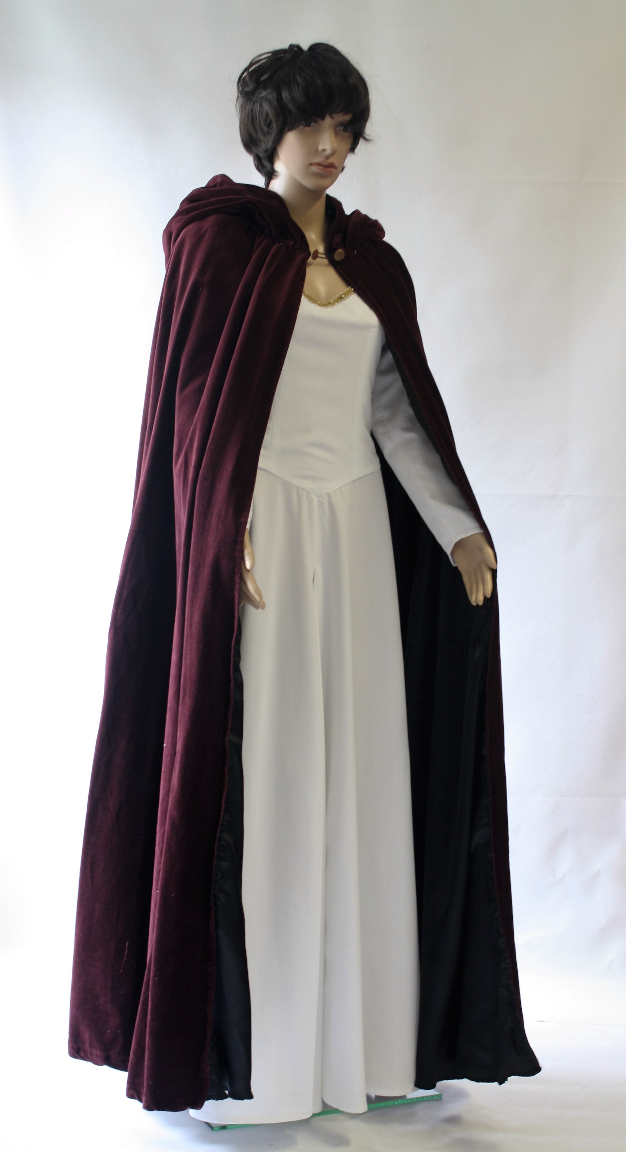 zegevierend gebonden houder Middeleeuwse jurk met cape - Kostuumverhuur Isabelle